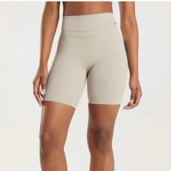 Gymshark x Whitney Simmons V3 Biker shorts - Picture 1 of 8
